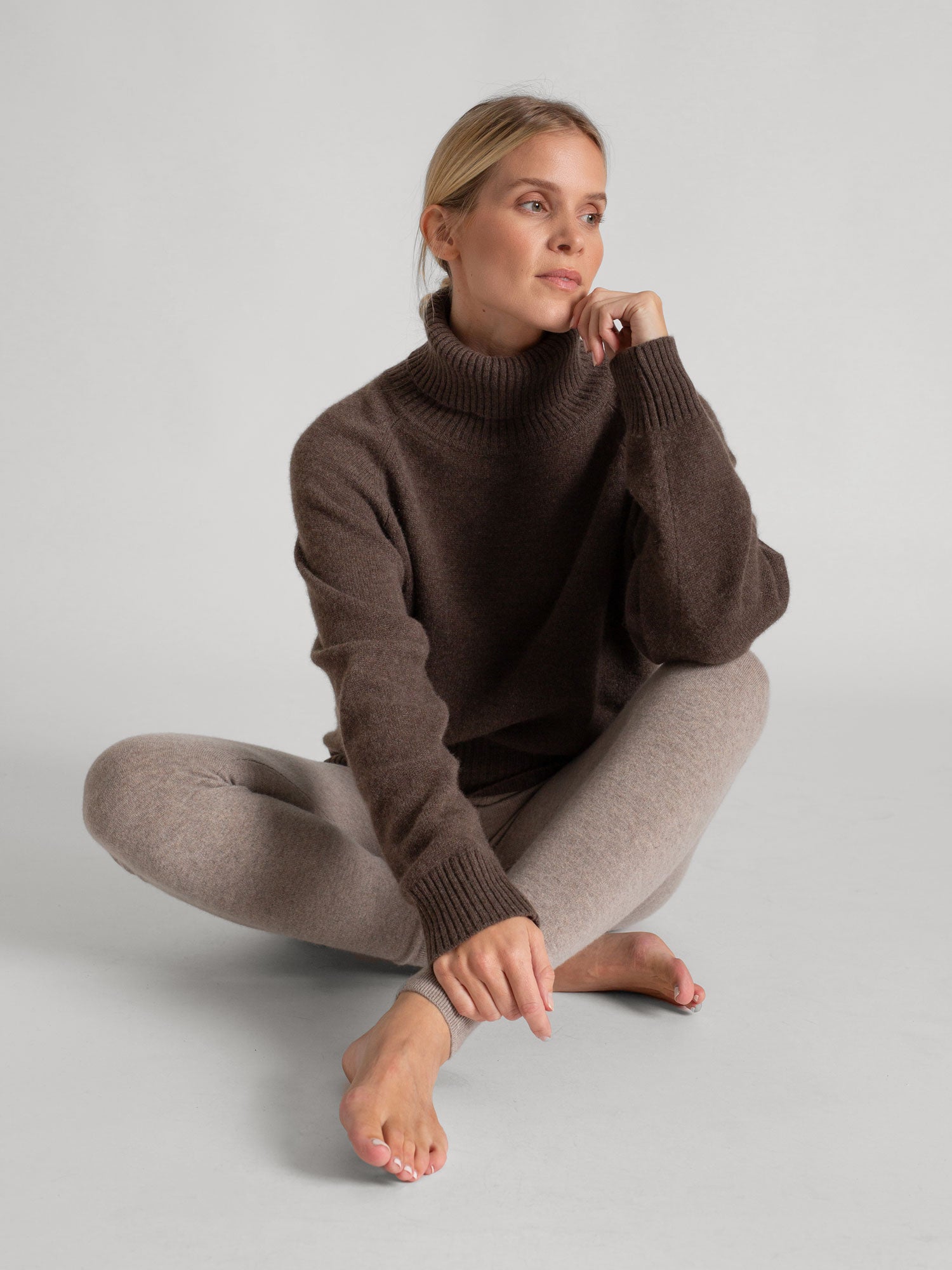 Cashmere sweater 