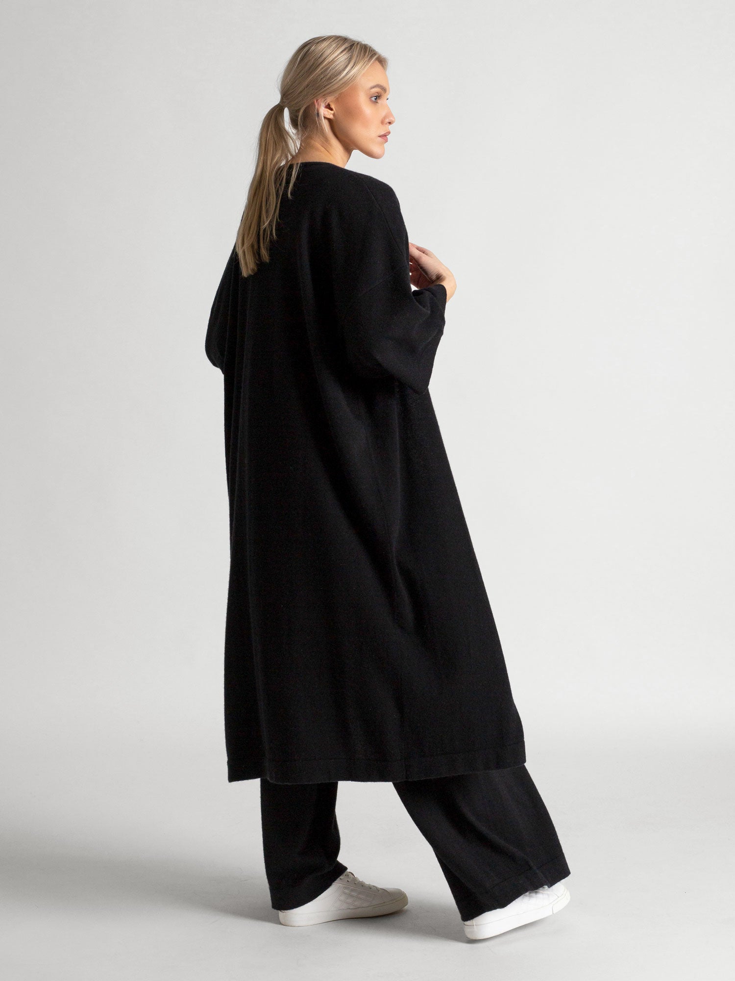 Cashmere cardigan Kaftan black