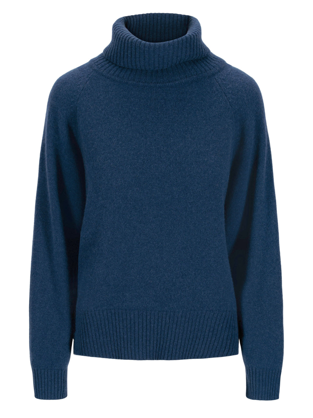 Turtle neck cashmere sweater "Milano" in 100% pure cashmere. Scandinavian design by Kashmina. Color: Mountain Blue.