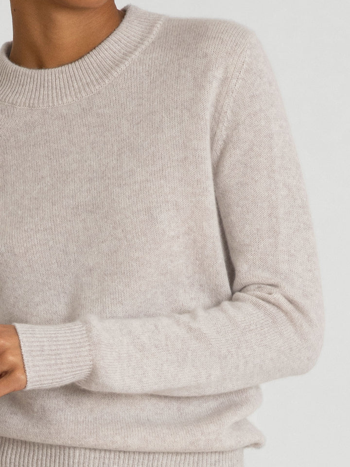 Cashmere round neck sweater Sofia Long beige 100% pure cashmere. Scandinavian design. Color: beige