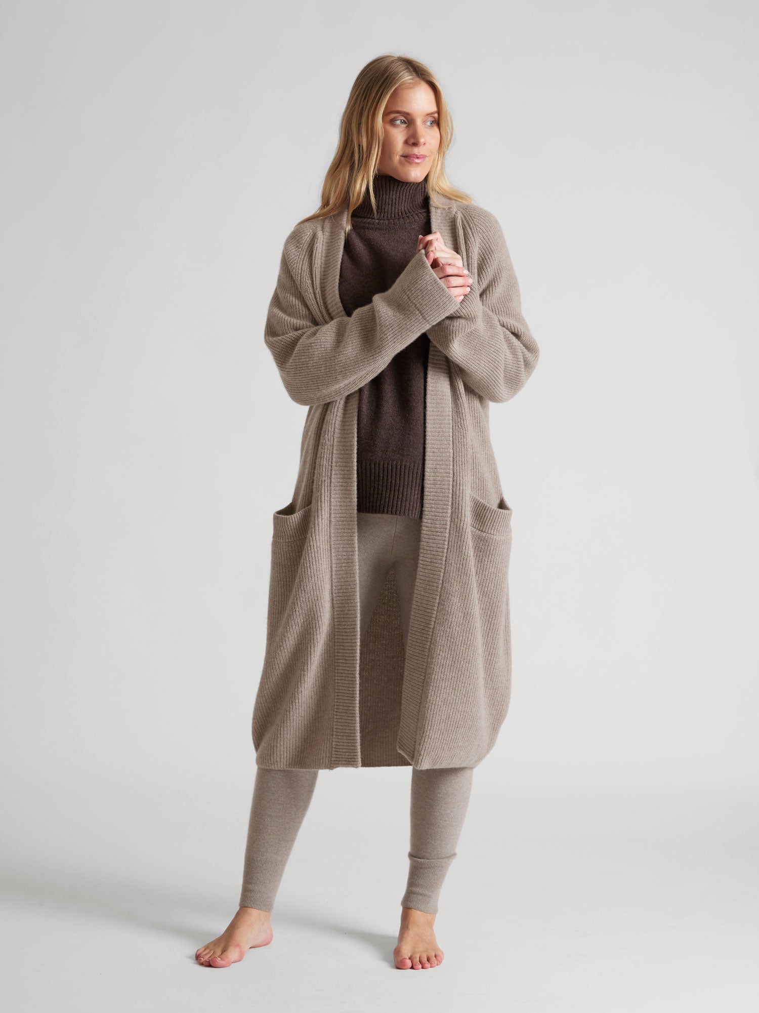 Cashmere cardigan outlet long