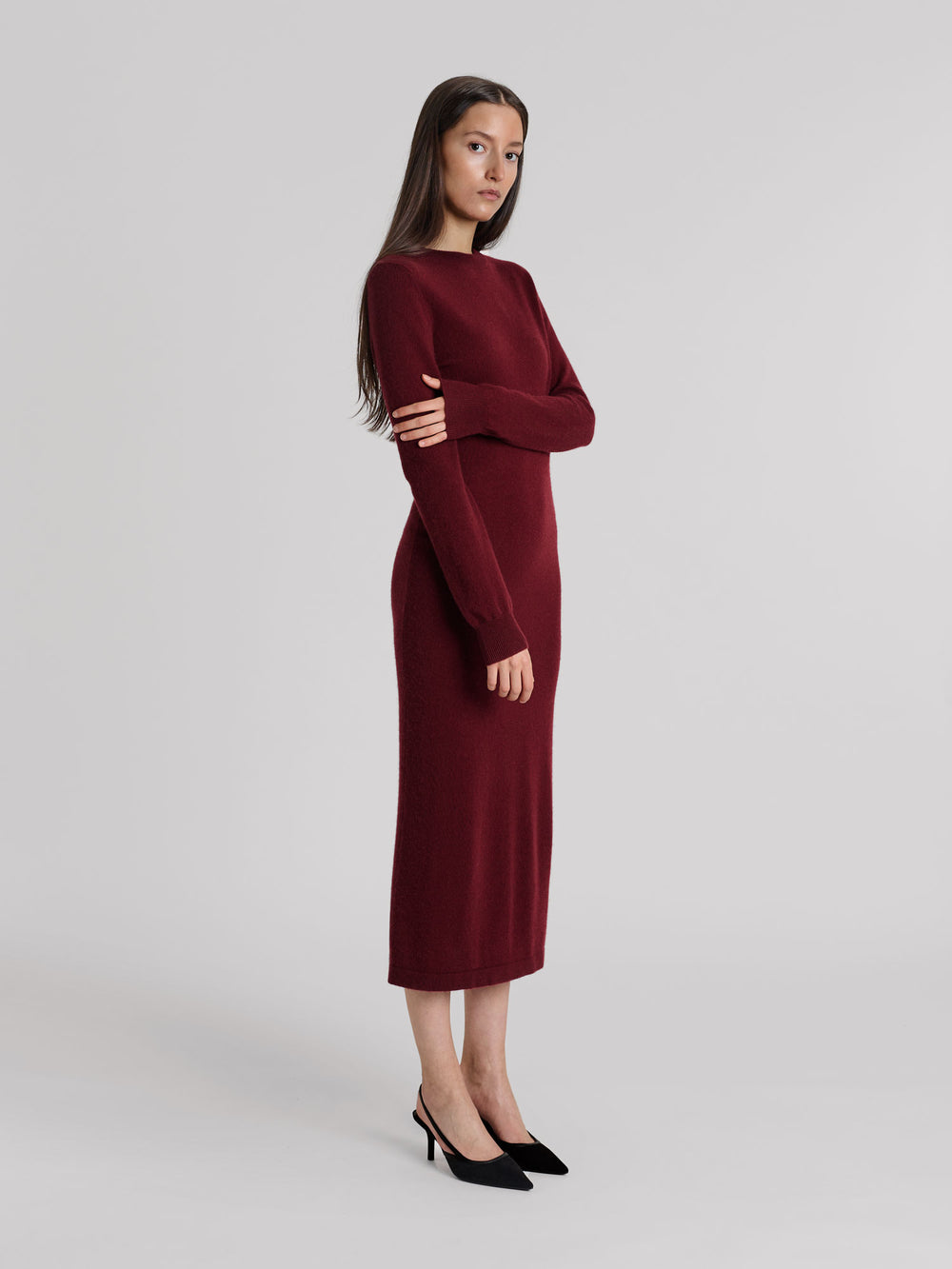 Cashmere dress "Hedvig" in 100% pure cashmere. Sandinavian design by Kashmina. Color: Bordeaux - burgundy.