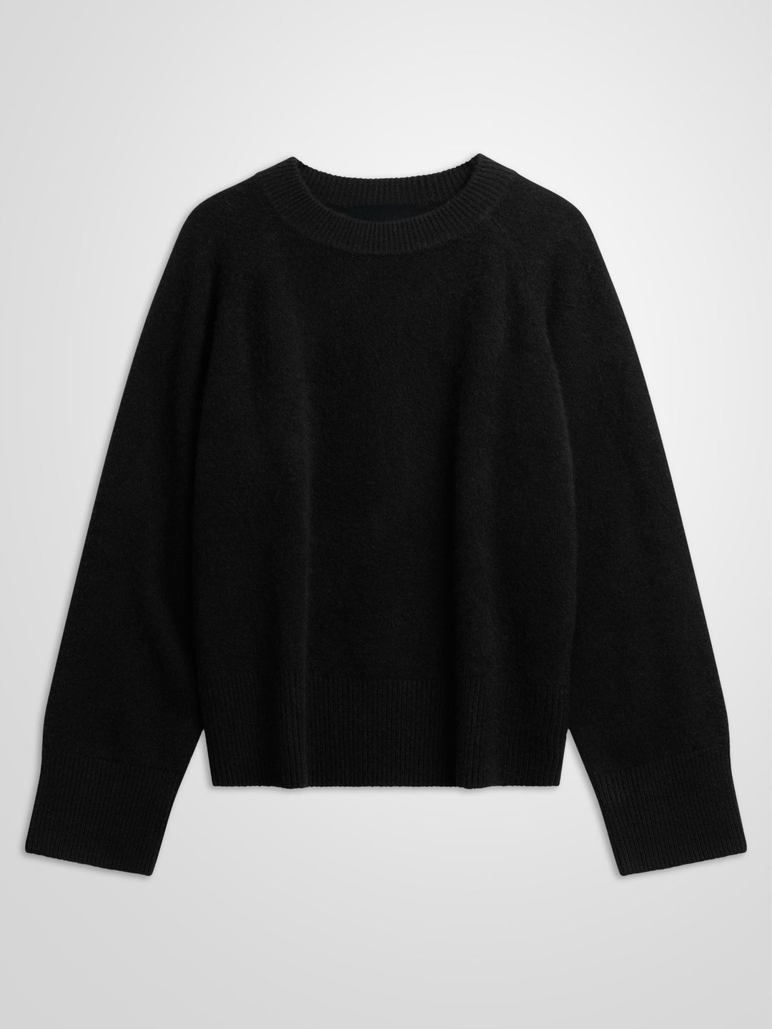 Chunky cashmere sweater "Signy" in 100% pure cashmere. Scandinavian design by Kashmina. Color: Black.