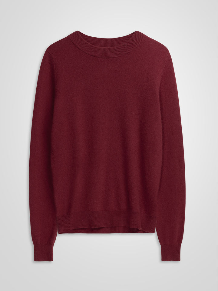 Cashmere sweater "Thora" in 100% pure cashmere. Long sleeves, round neck. Scandinavian design by Kashmina. Color: Bordeaux.