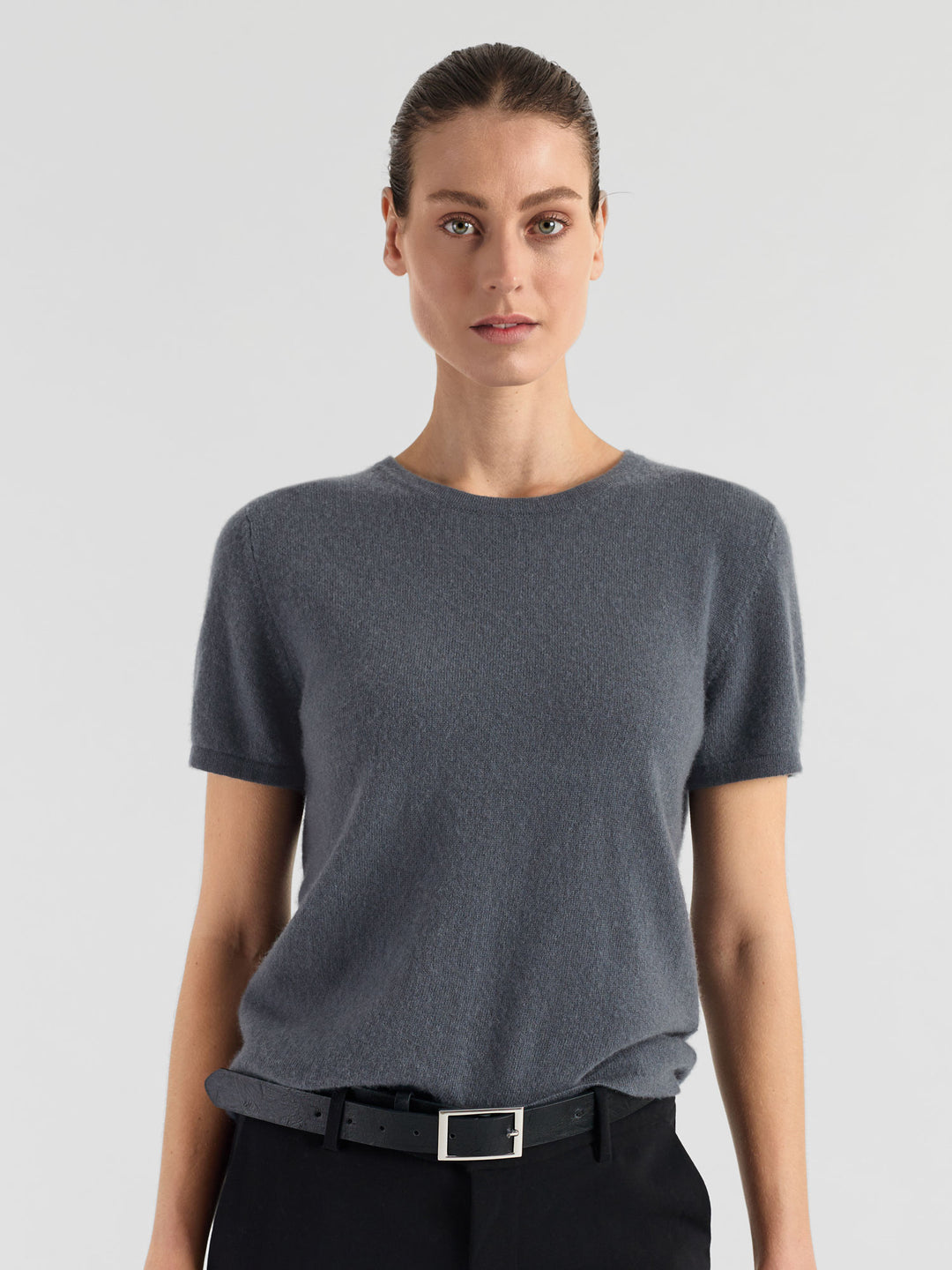 Cashmere t-shirt t-shirt "Fresh", sustainable fashion, luxury, quality. Norwegian design by Kashmina. Color: Blue Fog.