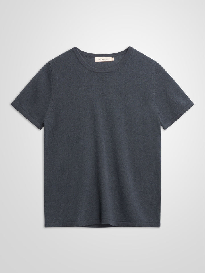 Cashmere t-shirt t-shirt "Fresh", sustainable fashion, luxury, quality. Norwegian design by Kashmina. Color: Blue Fog.