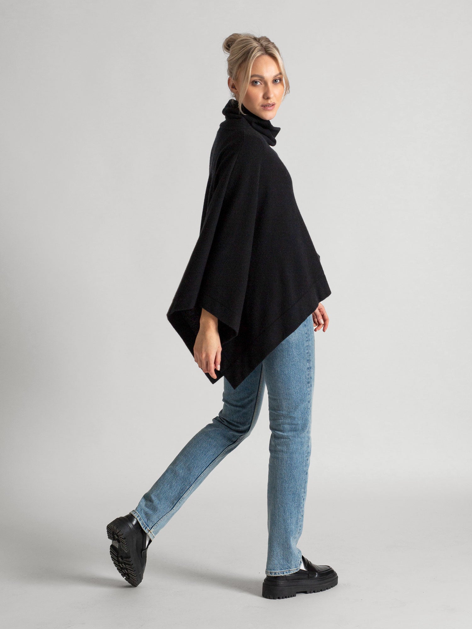 Black 2024 cashmere poncho